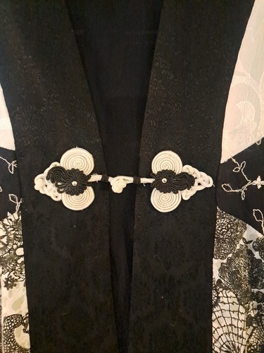 Women's Spencer Alexis XL Top Asian Theme Black N Cream Beautiful Done - Picture 3 of 10
