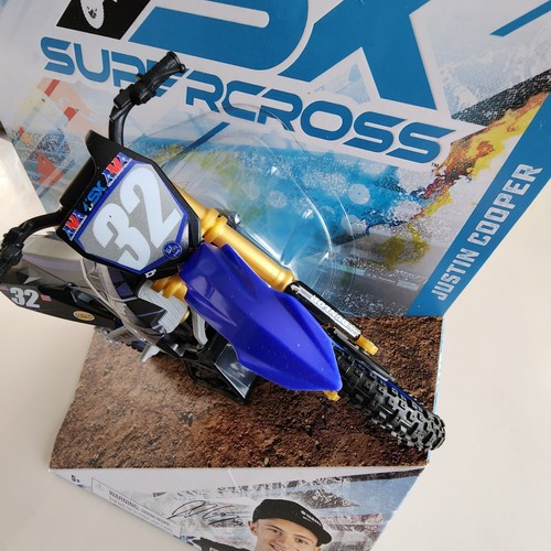 Supercross JUSTIN COOPER 1:10 Scale Collector Die-Cast Motorcycle Replica Toy - Picture 3 of 5