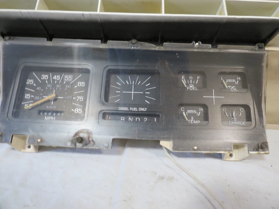 ✅ 80 81 82 83 84 85 86 Ford f250 f350 diésel velocímetro cuadro de instrumentos OEM Foto 2 de 4