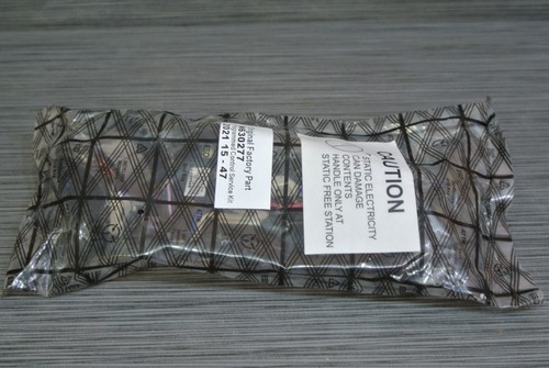 DeWalt OEM Part N630277 Motor and Switch Assembly for DCD701 Screwdriver - Picture 3 of 4