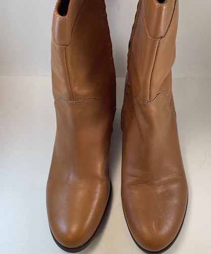 B. Makowsky Hudson Boots Women's Size 10M Tan/Brown Leather Ankle Booties - Picture 17 of 17