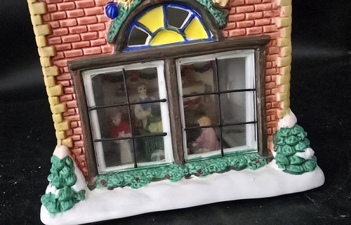 Santa's Workbench Collection - Interior View House- Tollund's Toy Store - Picture 7 of 12