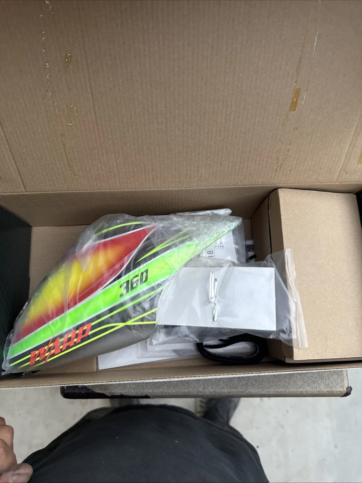 Helicóptero Compass Warp 360 R/C Foto 4 de 4