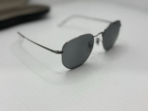 Ray-Ban RB8148 Occhiali da Sole Esagonali in Titanio, Montatura Argento SOLO 54MM - Foto 3 di 9