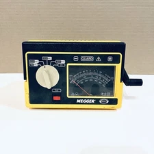 Biddle Megger 212159 Hand Cranked Megohmmeter Insulation Tester - SHIPS FREE!