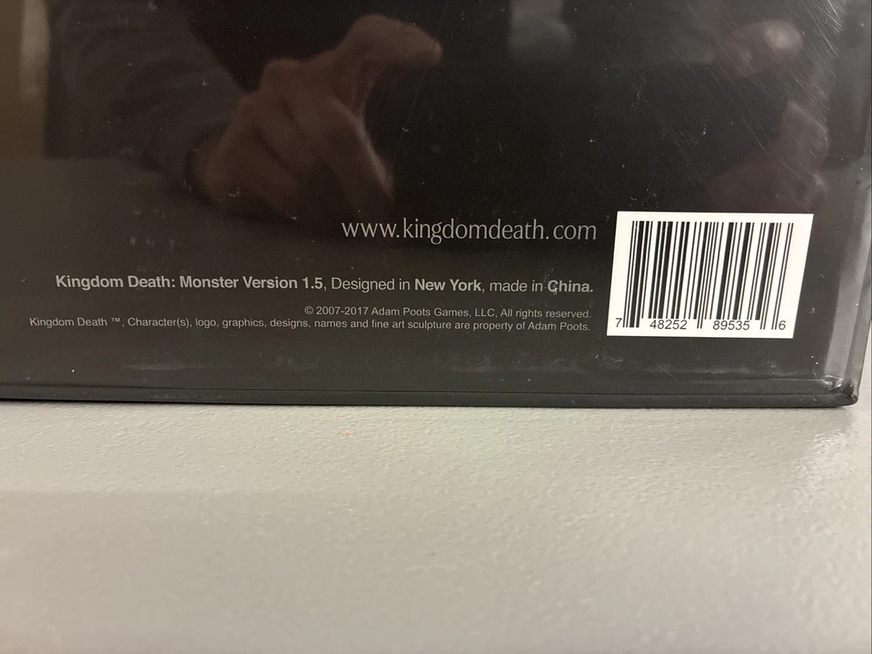 Kingdom Death: Monster Core 游戏版本 1.5 全新未拆封免运费! — 第 3/4 张图片