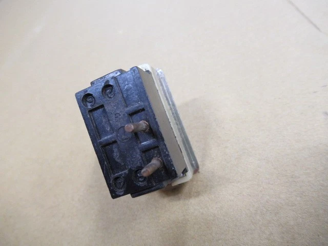 Ford Capri mk1 Light Switch, Pre Facelift. - Image 4 of 4