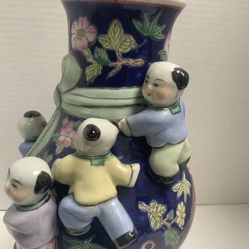 VTG 11” Chinese Fertility Vase, 7 Climbing Boy Children, Floral & Very Dark Blue - Picture 17 of 24