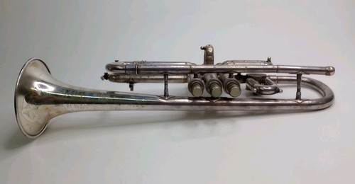 Vintage 1920's C.G Conn New Wonder Silver Plated Bb/C Cornet W/ Orig. Case - Picture 9 of 24