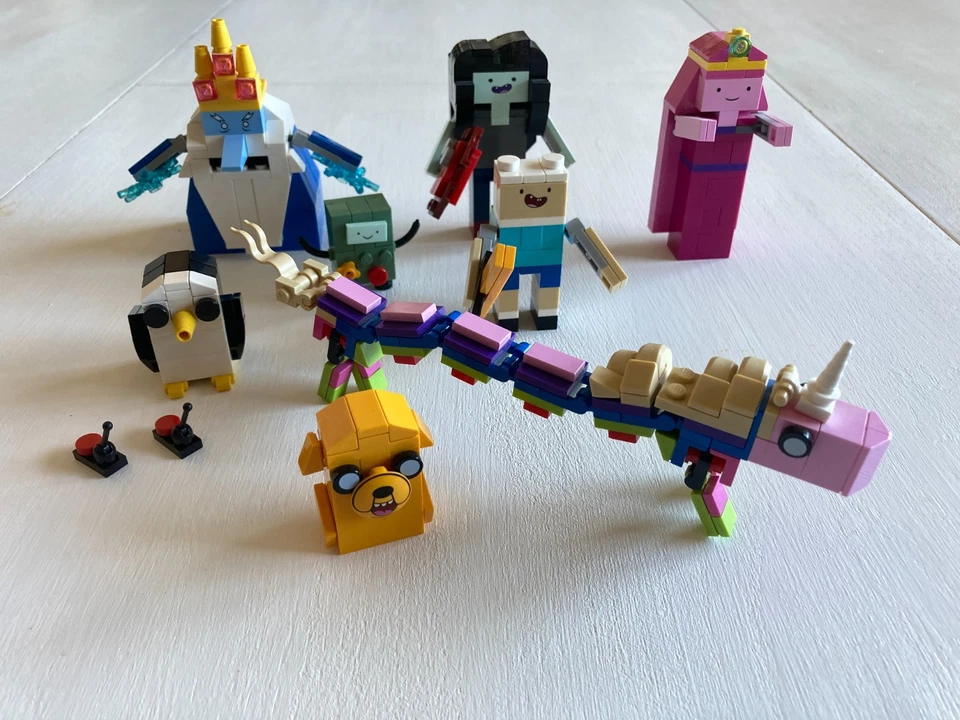 LEGO Ideas 21308 Adventure Time, foto 1 di 5