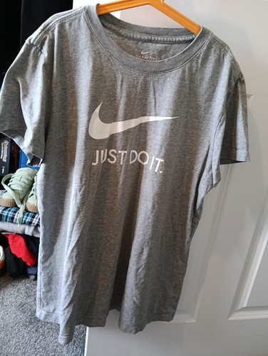 Nike XL Ladies Tshirt