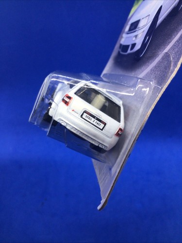 MATCHBOX 20/125 '94 AUDI AVANT RS2 - Picture 4 of 7