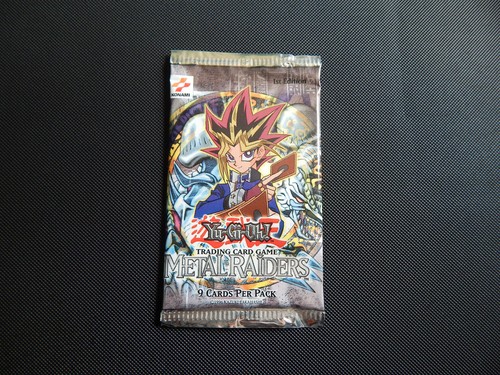 Sealed Yu-Gi-Oh! Metal Raiders Booster Pack *1st Edition* - Picture 4 of 7