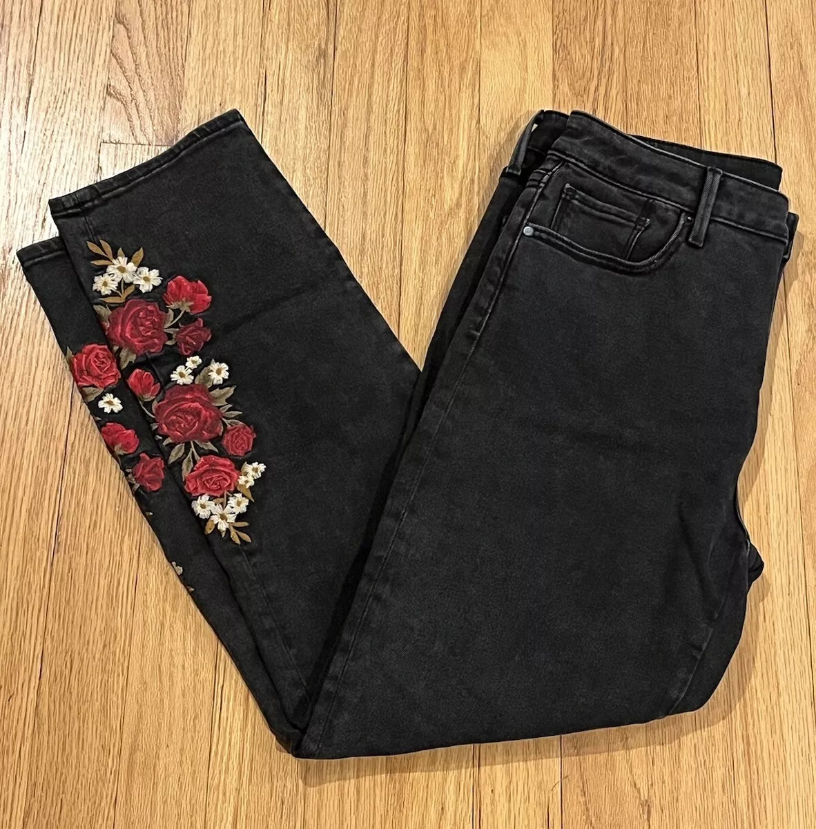 Black jeans with roses 2025