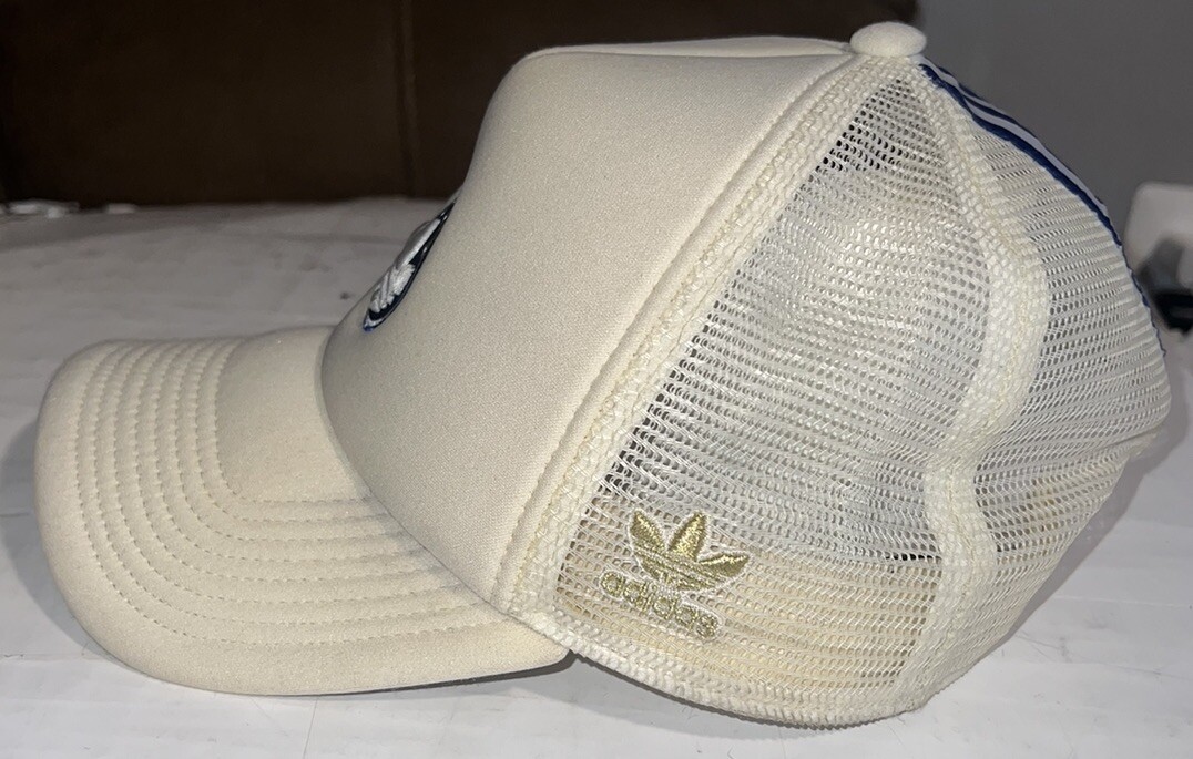 ADIDAS OTG 2.0 MESH TRUCKER MENS SNAPBACK HAT CREAM WHITE BLUE STRIPE
