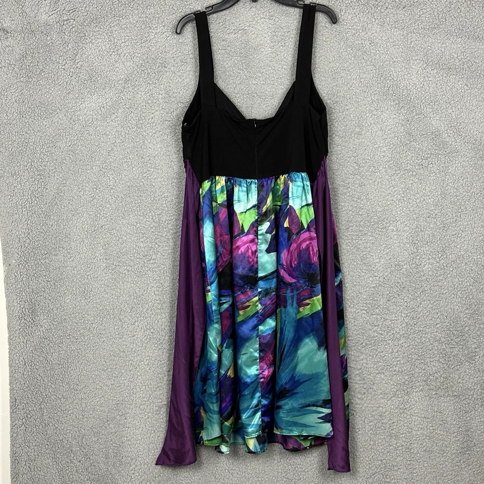 Vestido Babydoll Midi De Colección Cintura Imperio Mujeres 14 Cachichos Vacaciones por Intriga Foto 3 de 4