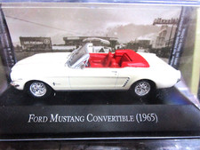 FORD Mustang Pony 1965 Cabriolet Convertible V8  ivory 1965 Altaya IXO 1:43