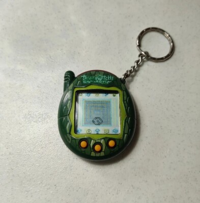 TESTED WORKING Tamagotchi Connection v3 Green Reptile Scale Skin