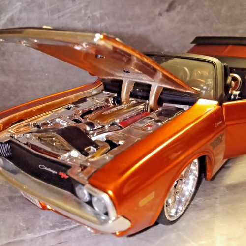 1970 Dodge Challenger R/T Convertible Copper 1:24 Diecast Pro Rodz by Maisto - Bild 4 von 13