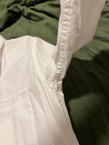 Camisa Wildfang Blanca Manga Larga Abotonada Buen Estado Talla Pequeña - Imagen 5 de 6