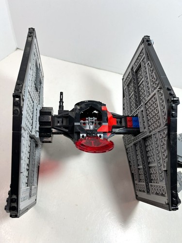 LEGO Star Wars LOT: First Order TIE Fighter 75101 + Vader Transformation 75183 - Picture 8 of 8