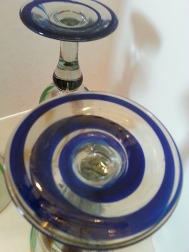 Set di 3 bicchieri da vino a righe vortice arte messicana soffiato a mano 8" piedi - Foto 4 di 6