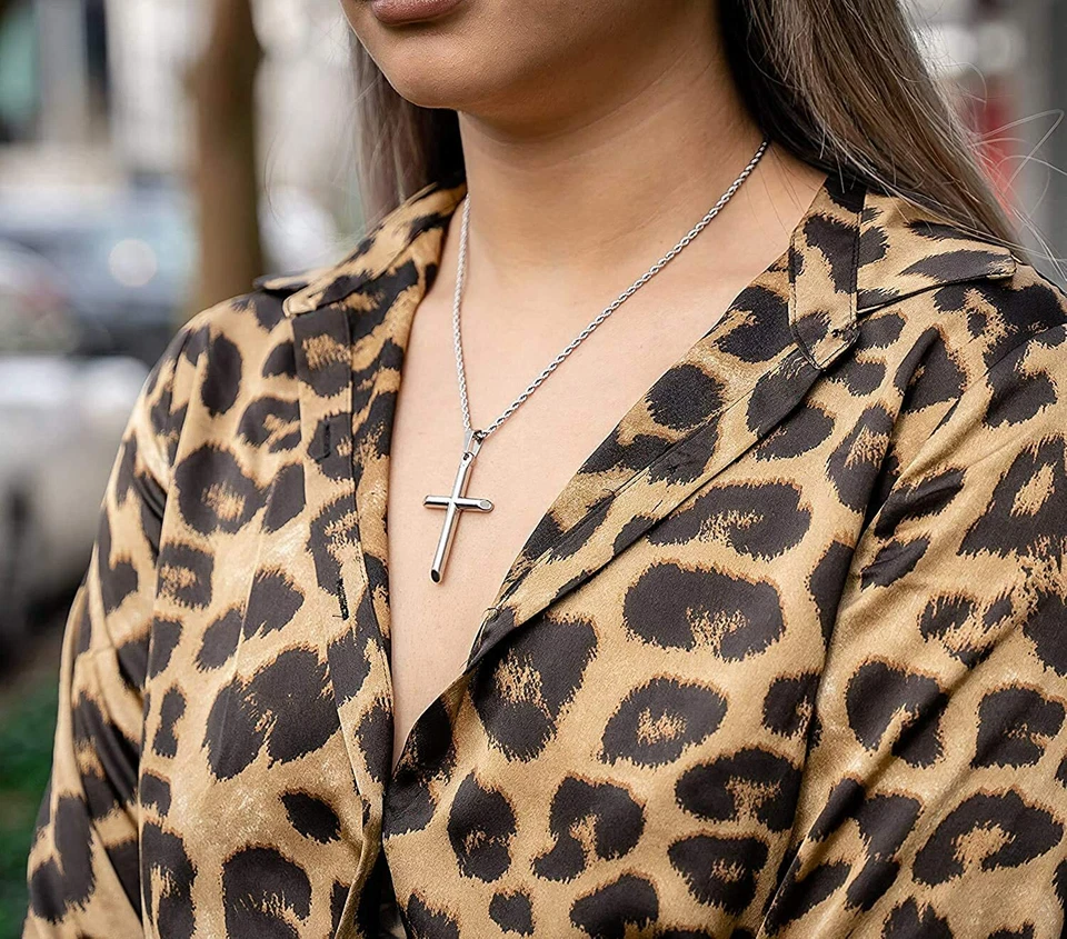 Collar colgante cruz estilo cadena cuerda oro 24K cierre sólido para hombres, mujeres, adolescentes Foto 4 de 4