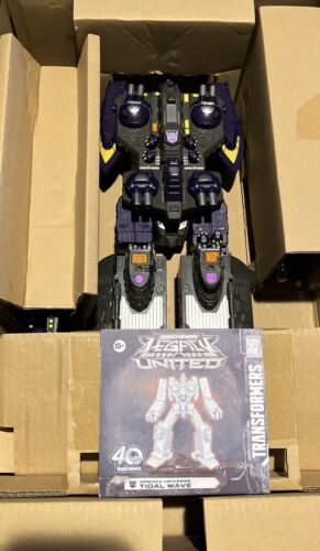 Transformers Legacy United Titan Class Armada Universe Tidal Wave. OPEN BOX - Bild 6 von 7