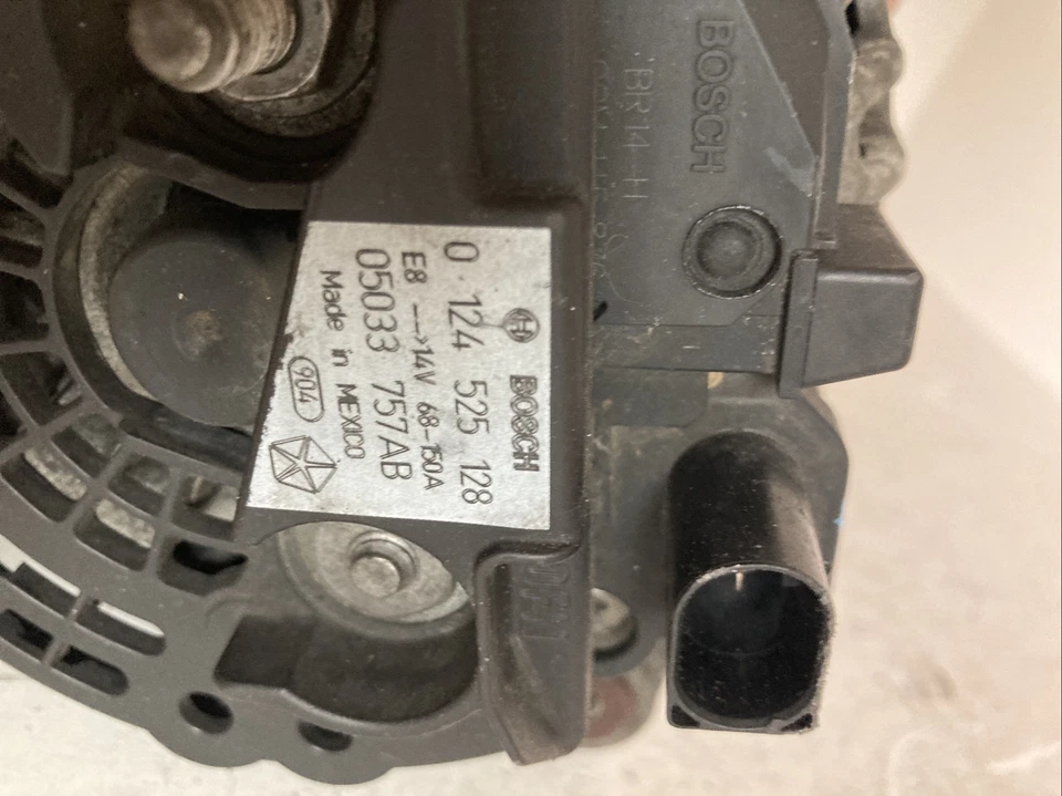 Alternador Chrysler Sebring 150Ah 05033757Ab 0124525128 Original 2.0 Crd 2008 Foto 3 de 4