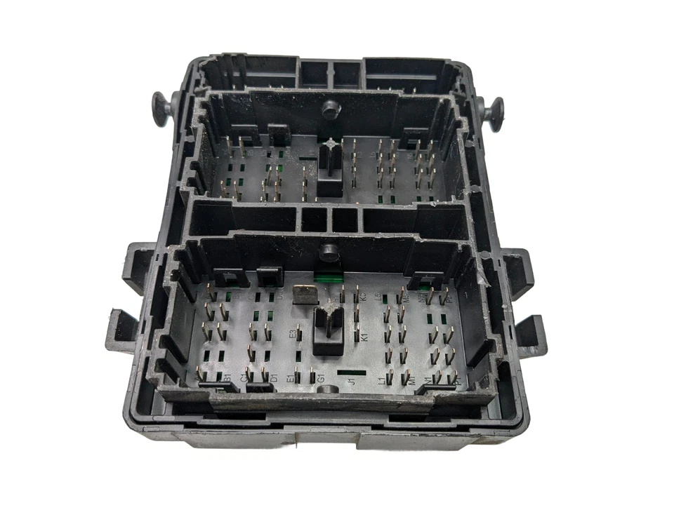 Cadillac Escalade ESV 2010-2014 OEM interior cabina fusibles caja de conexiones Foto 2 de 4