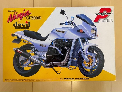 Aoshima Kawasaki Gpz900R 4-Piece Set Plastic Model Kit Motorcycle Replica - Picture 11 of 13