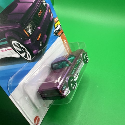 2025 Hot Wheels '91 GMC Syclone #119 Magenta - Picture 5 of 5
