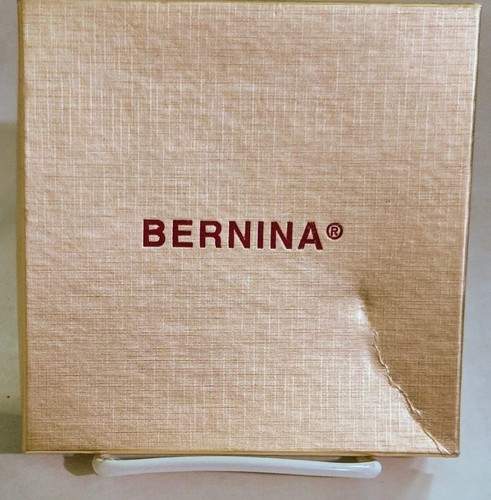 Husqvarna Viking Designer SE & 2004 Bernina Model 1230 Sewing Machine Ornaments - Picture 7 of 9