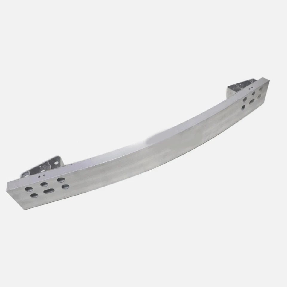 Parachoques trasero de aluminio plateado 52023-53080 para Lexus RC350 2015-2023 Foto 4 de 4