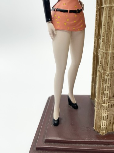 "Estatuilla Betty Boop de pie en la torre del reloj Big Ben 14"" estatua de poliresina" - Imagen 7 de 24