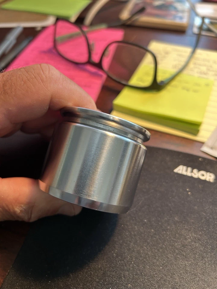 NUEVO 1971 1972 1973 FORD PINTO DISCO DELANTERO PINZA FRENO PISTÓN ASB D1FZ-2196-A Foto 4 de 4