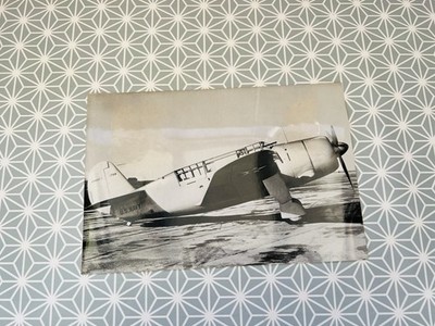 2 Original Reuter Pressefotos ~ Auster Sky Hailer ~ Sendung von der Luft zum Boden