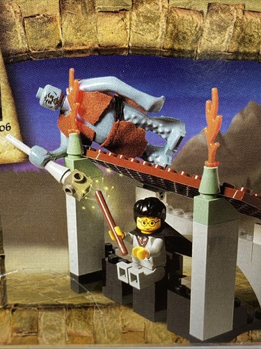 Lego 4712 HARRY POTTER TROLL ON THE LOOSE NEW NRFP 71 pcs RETIRED Rare - Picture 6 of 8