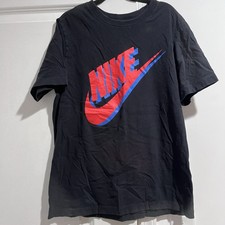 The Nike Tee Youth XL Black T Shirt Short Sleeve