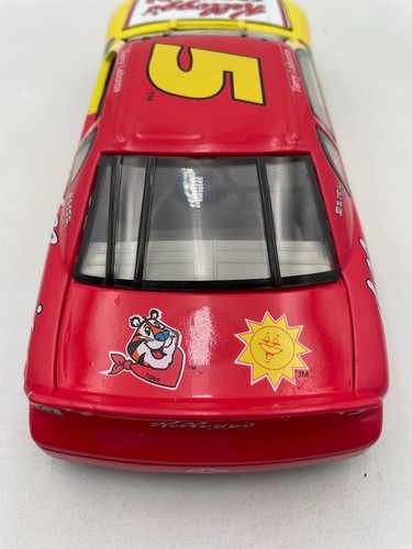 Terry Labonte Kelloggs #5 '96 Monte Carlo 1 of 5000 - Picture 6 of 8