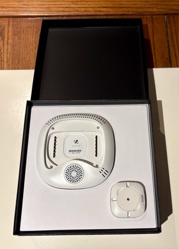 Ecobee4 Smart Thermostat with Built-in Alexa, Room Sensor Included - Picture 11 of 12