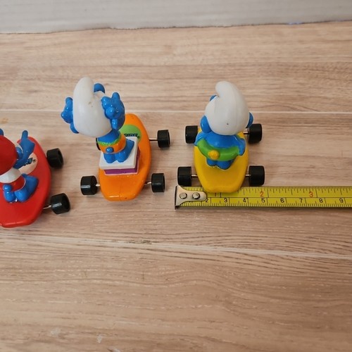 Promo Hardee's vintage anni 90 "Puffi da surf" creata da Peyo Prdded by Applause (3) - Foto 8 di 13