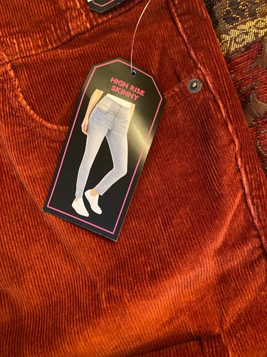 Juniors - No boundaries size 21 stretch High Waisted Skinny Corduroy Pants - Picture 4 of 9