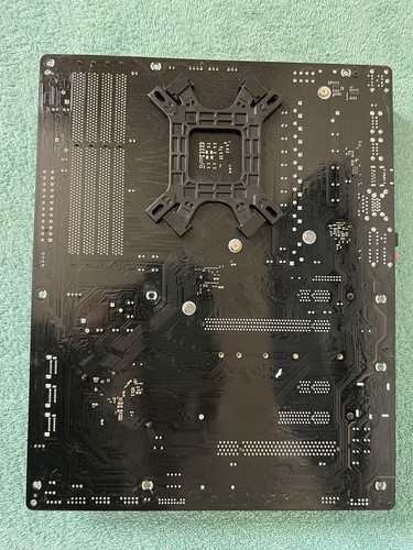 ASRock 970A-G/3.1 AMD Motherboard - Picture 5 of 5
