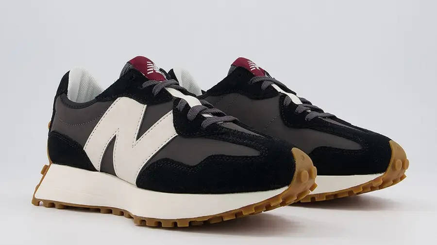 NEW BALANCE 327 WS327BL Women's Multi Size Black White Gum NEW BALANCE 327 WS327BL Women's Multi Size Black White Gum