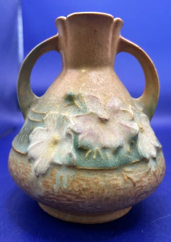 1940s Roseville Cosmos Pattern Posy Vase