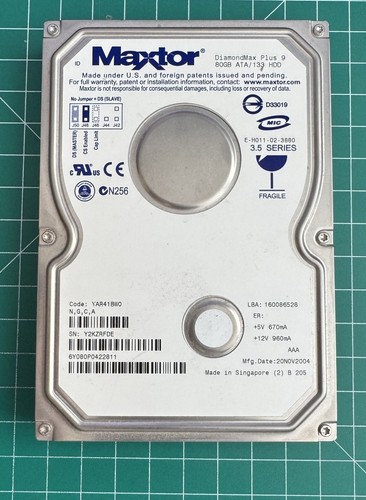 Maxtor DiamondMax Plus 9 80GB Internal 7200RPM 3.5" (6Y080P0422811) HDD - Picture 1 of 5