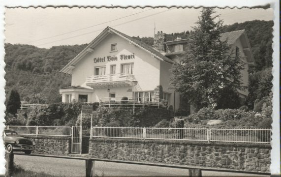 Photo 2/3