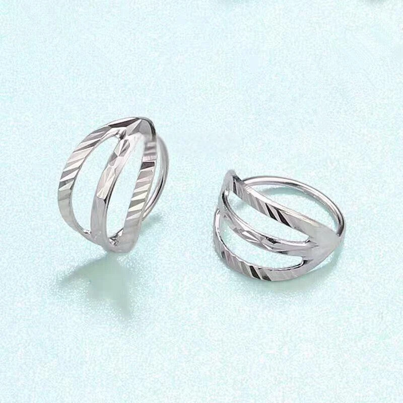 Pure Pt950 Platinum 950 Women Lucky Three Line Earrings Hoop 1.8-2g - Image 4 of 4