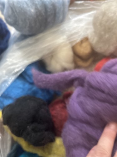 1.5 LB BAG Wool Roving Color Sampler, Wool Batts, Felting Wool - Picture 6 of 6